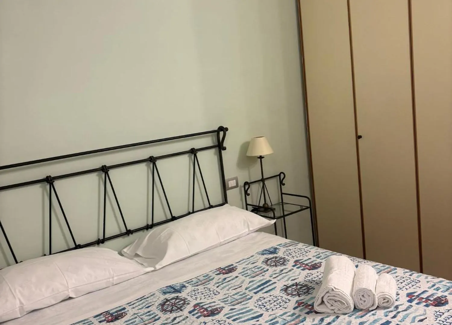 S&M Guest Home - San Giovanni Rome 0*,